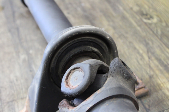 05-08 Magnum Challenger Charger 300 SRT8 6.1L OEM Rear Driveshaft 05037640AB