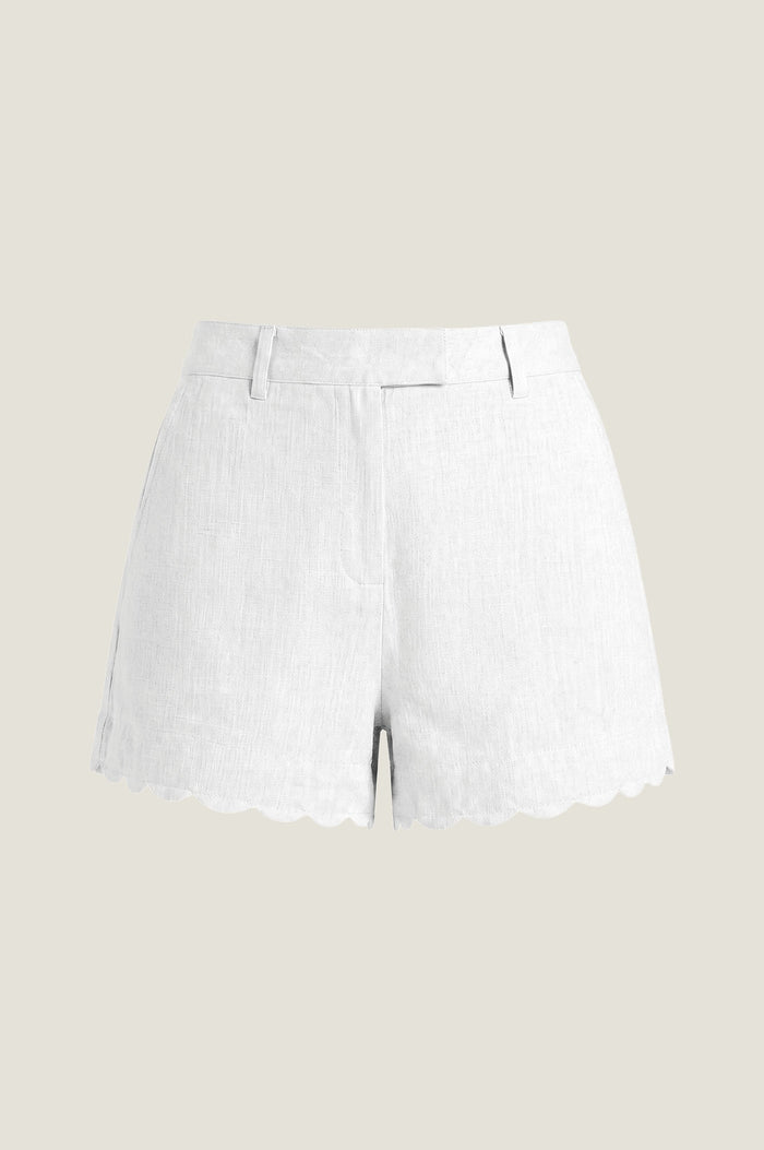 Low Rise Scallop Short | White