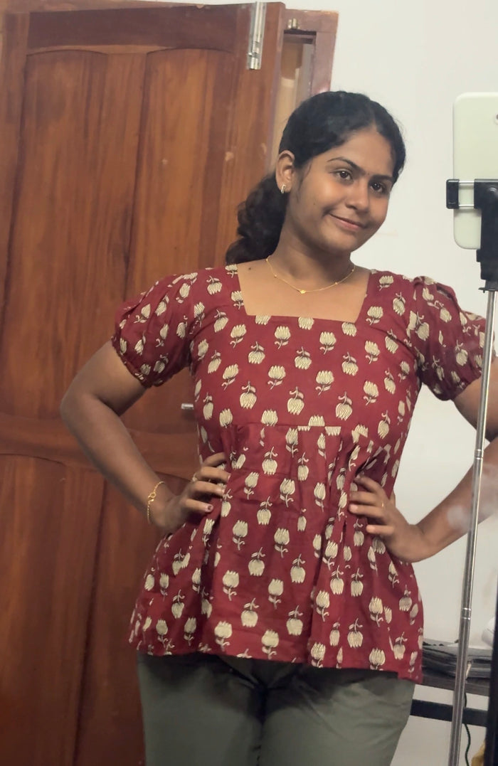 Red lotus Peplum Top