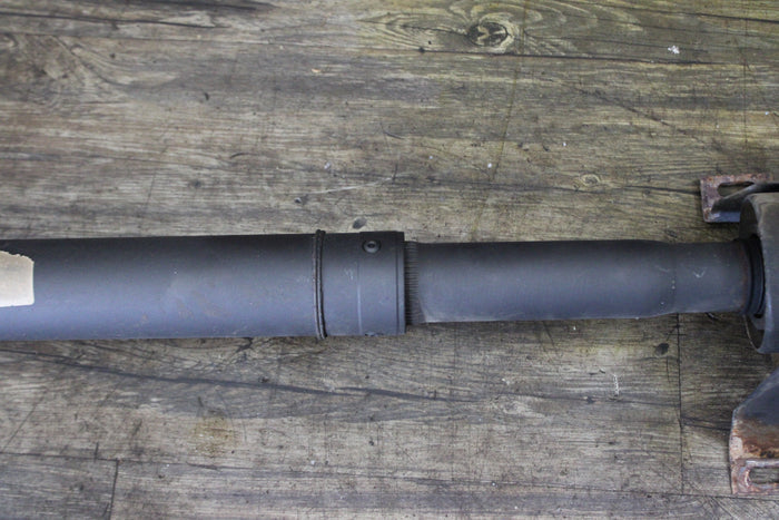 05-08 Magnum Challenger Charger 300 SRT8 6.1L OEM Rear Driveshaft 05037640AB