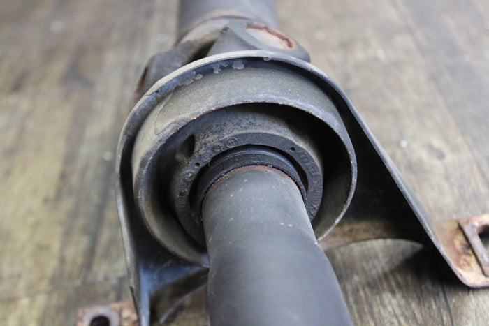 05-08 Magnum Challenger Charger 300 SRT8 6.1L OEM Rear Driveshaft 05037640AB