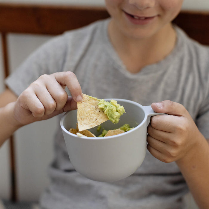 Snack Bowl in Pewter / ezpz Basics Line / Bowl with Handle and Lid for Kids #color_pewter