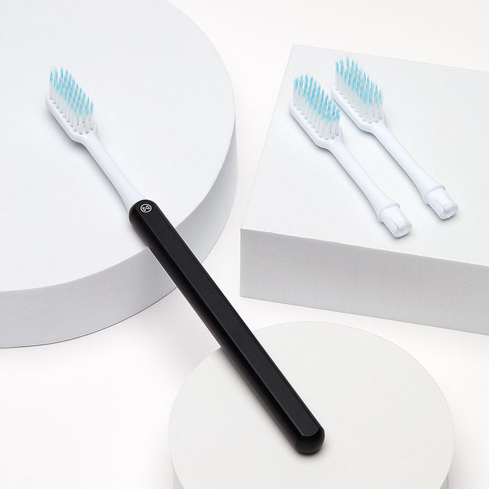 Black Toothbrush + 2 brush heads