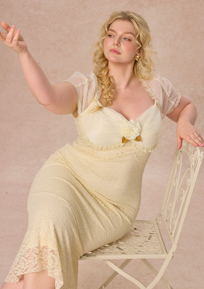 Curve&Plus Cream Letter Dress