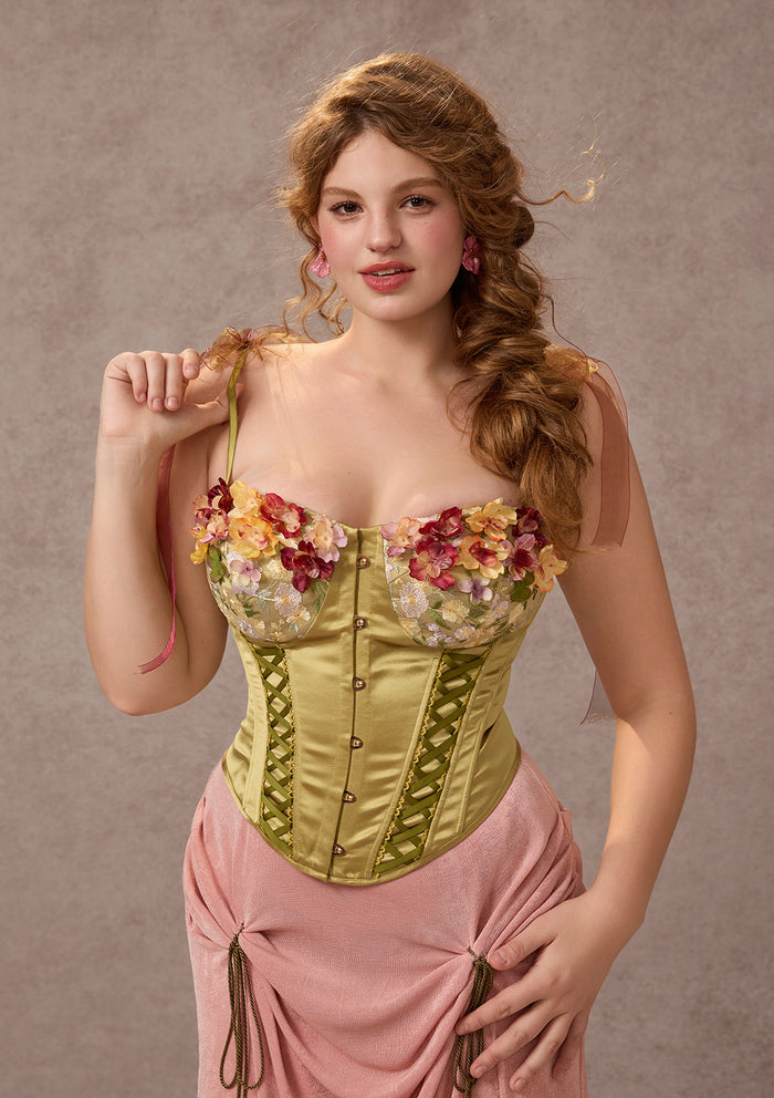 Curve&Plus Echoes of Rose Corset