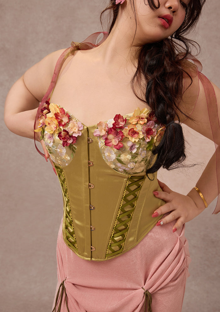 Curve&Plus Echoes of Rose Corset