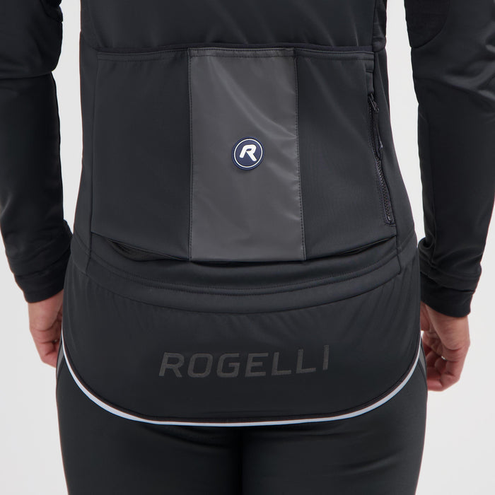 Detail van Rogelli Deep Winter fietsjack dames zwart achterkant.