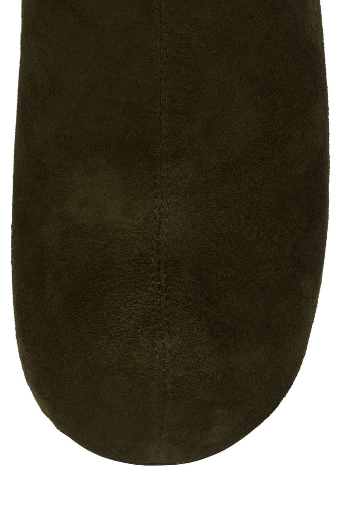 FETCH Olive Suede