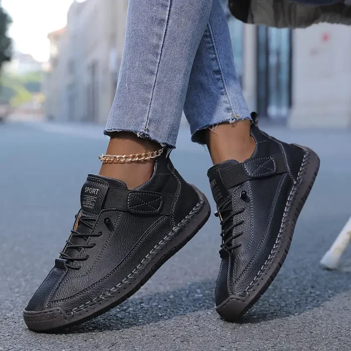 FlexWalk™ Women's Leather Shoes