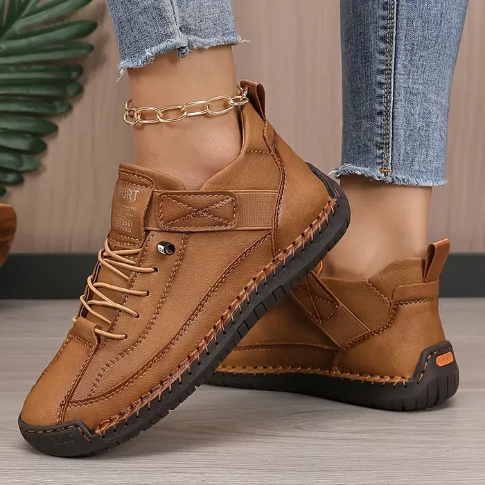 FlexWalk™ Women's Leather Shoes