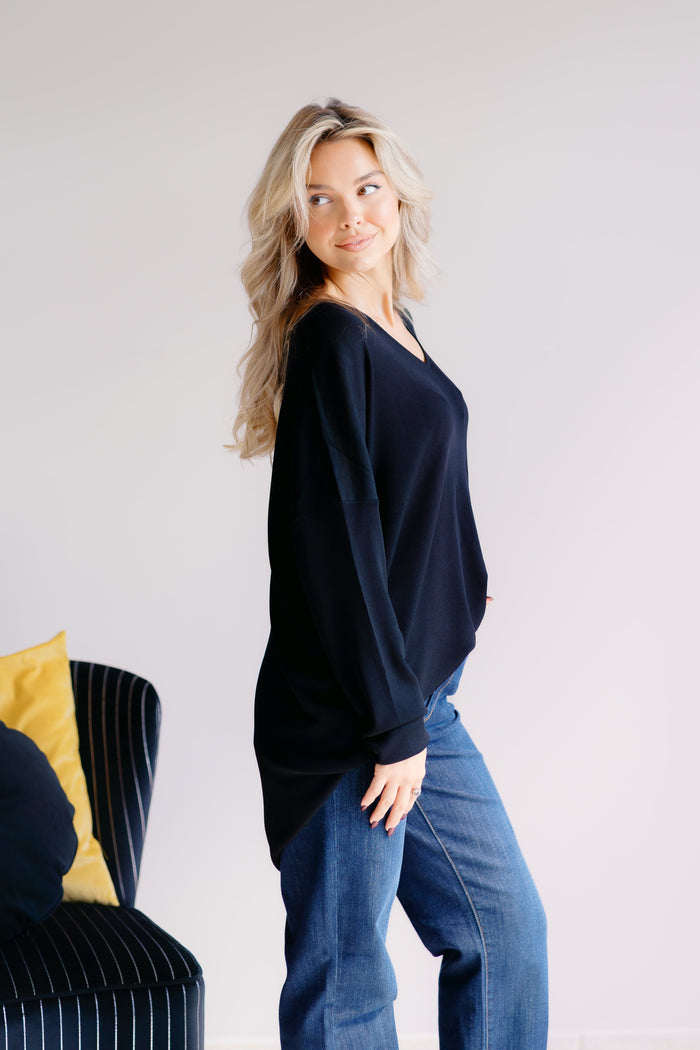 Mystic Black Noir Relaxed Sweater