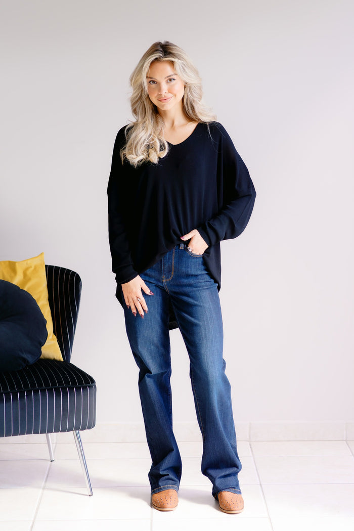 Mystic Black Noir Relaxed Sweater