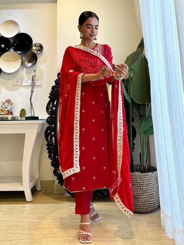 Red Gota Straight Set