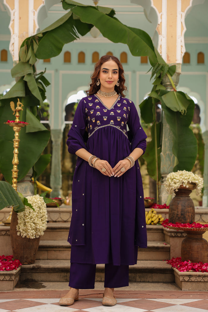 Women's Floral Embroiderd Kurta Set