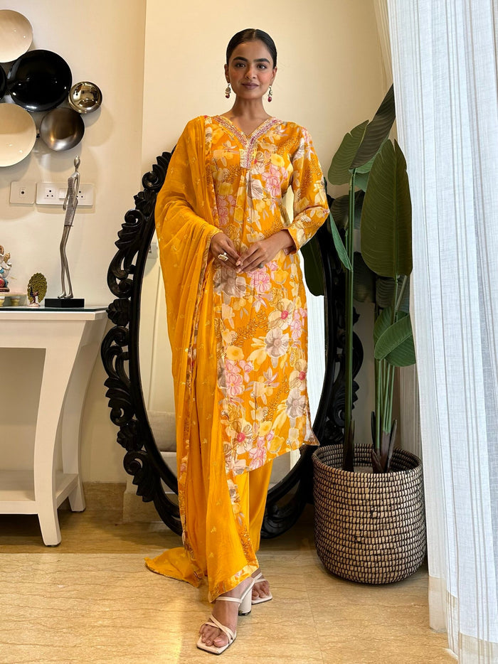 Yellow Mystical Floral Set